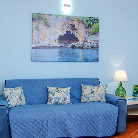 Beautiful In With House Sea View *