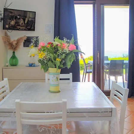 Beautiful In With House Sea View
